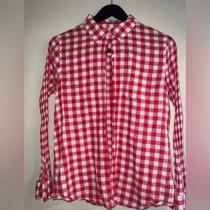 🚨SOLD🚨Gap Gingham red shirt.